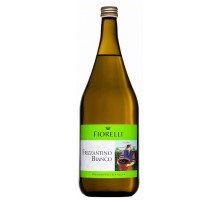 Вино игристое Fiorelli Frizzantino Bianco 7,5% 1,5л